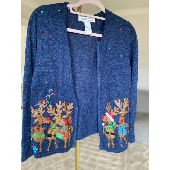 Vintage Christmas Reindeer Cardigan Sweater Parisian Heirloom Collectibles - Picture 4 of 7
